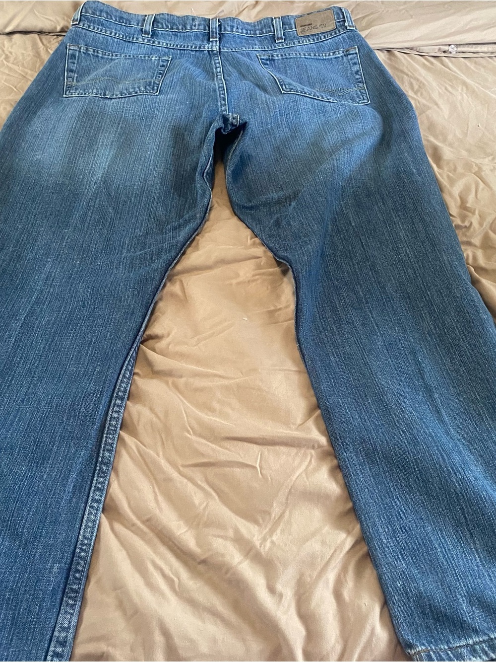 Wrangler Jeans Co.  Relaxed boot Classic Blue Denim Jeans size 38x 30 - Picture 7 of 9